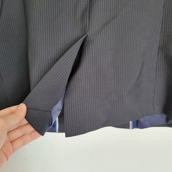 J. Crew Navy Blue Italian Wool Pin Stripe Suit Blazer Jacket Size 10 - Picture 6 of 11